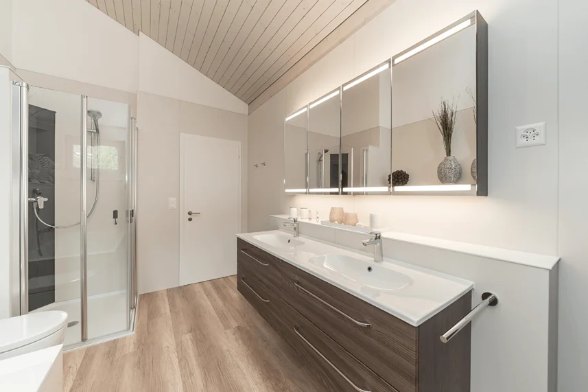 Modernes Badezimmer. Bild: viterma AG
