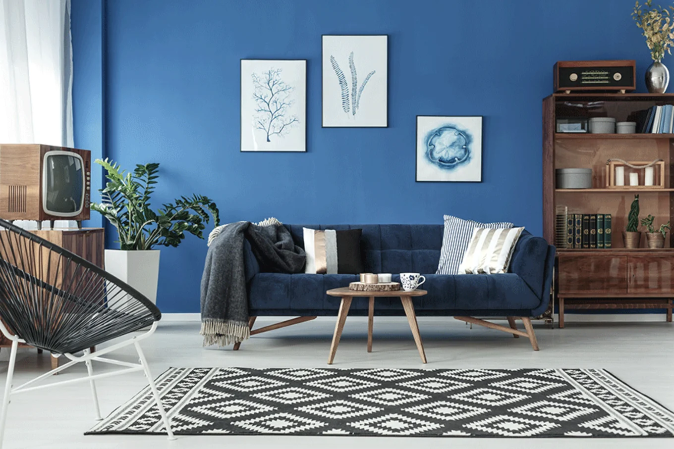 Bunte Inneneinrichtung mit Stil